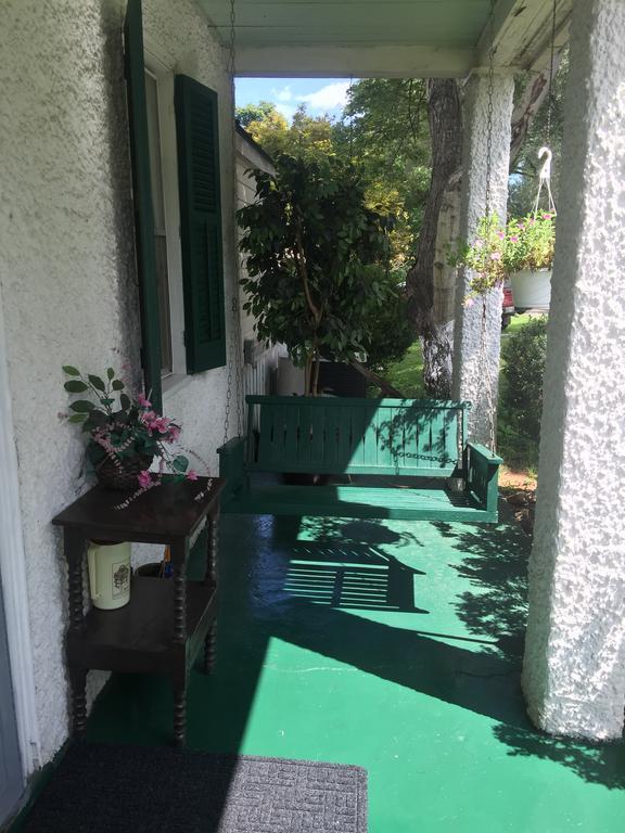 Across The Inn Entire Colonial House With Lovely Porch & Extremely Fast Wi-Fi Washington Εξωτερικό φωτογραφία